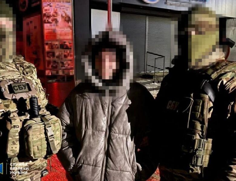 У Харкові неповнолітня дівчина виготовляла бомби для терактів