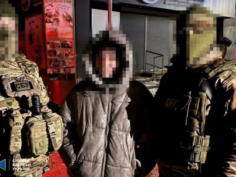 У Харкові неповнолітня дівчина виготовляла бомби для терактів