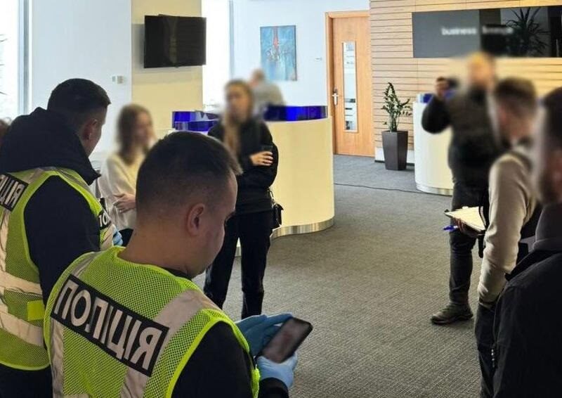 У Києві ліквідували масштабну схему легалізації іноземців