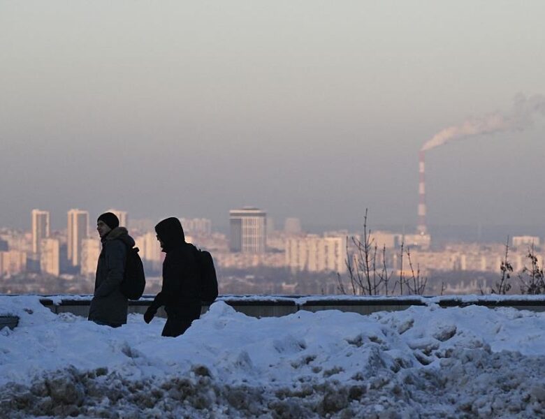 У Києві подали тепло до всіх будинків після атаки 12 лютого