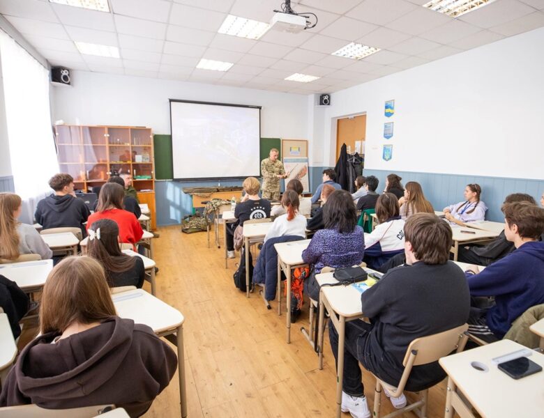 У Києві понад 40% школярів повернулися до очного навчання – КМДА