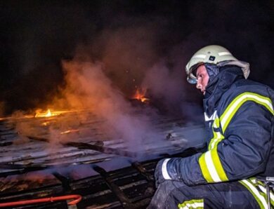 У Кривому Розі БПЛА влучив у багатоповерхівку