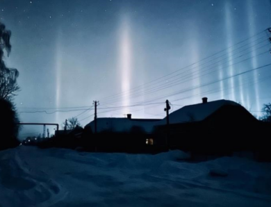 У небі над Тернопільщиною зафіксували “світлові стовпи”