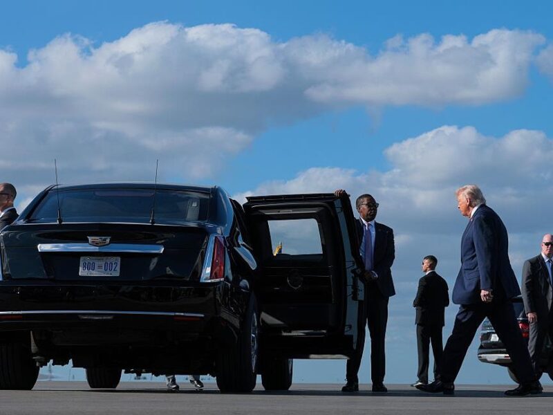 У США вбили чоловіка біля резиденції Трампа