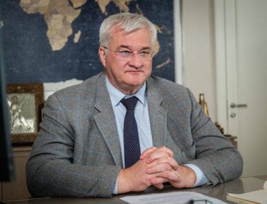 Україна викрила російську аферу з літаком-фантомом