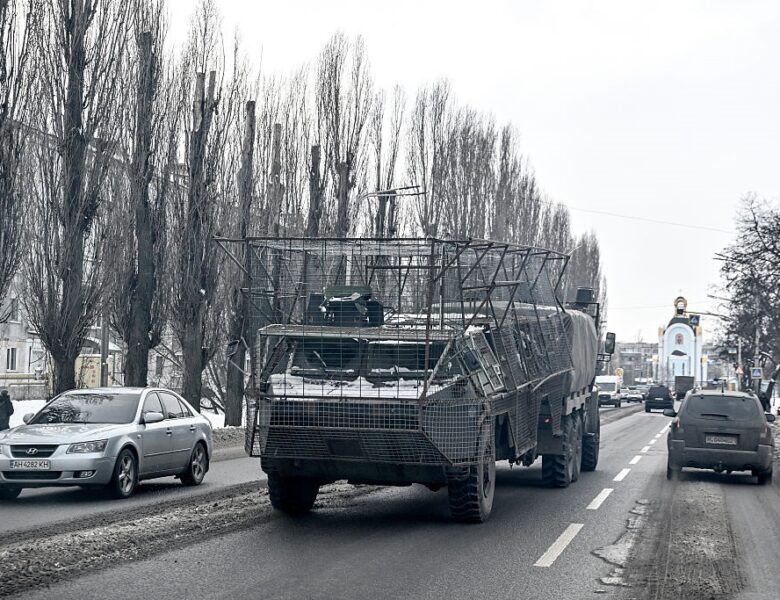 Українці визначалися щодо “передачі” Донбасу Росії