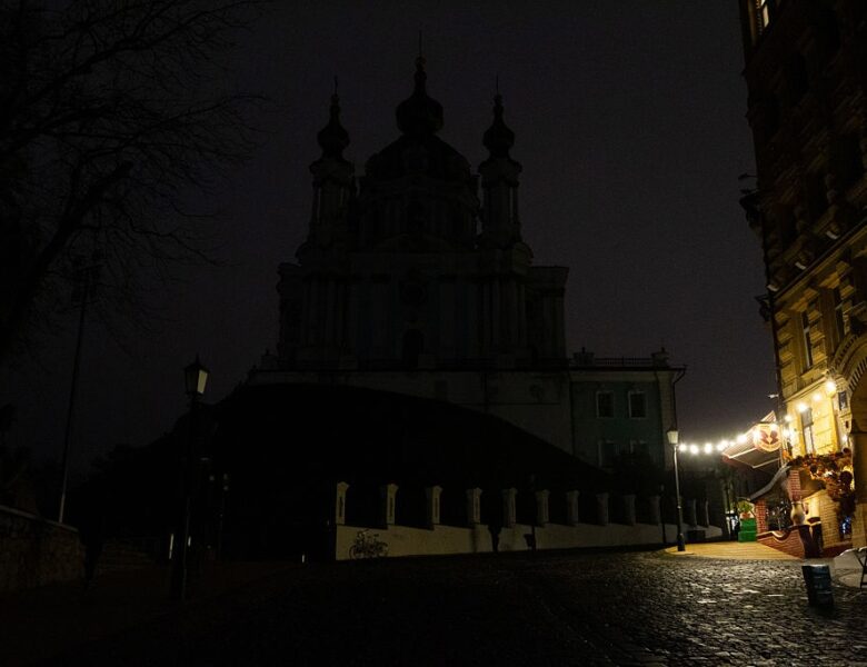 Укренерго підтвердило відключення на четвер