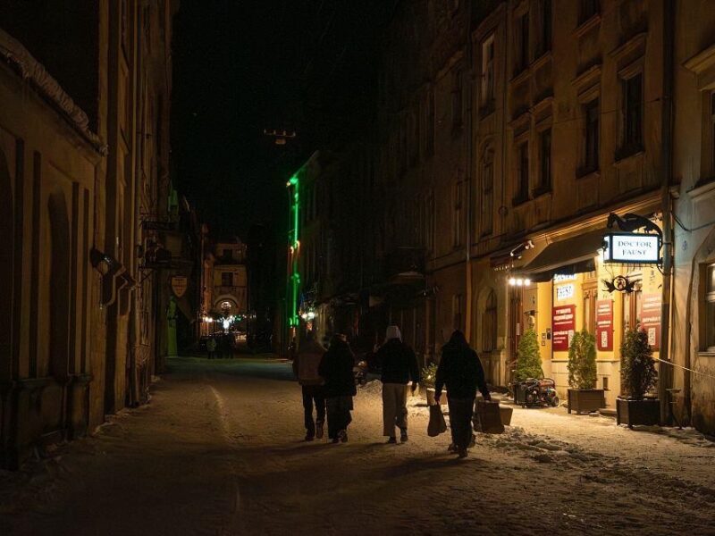 Укренерго повернуло відключення у всіх областях