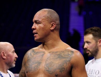 Усик та Вордлі обговорюють перспективу поєдинку