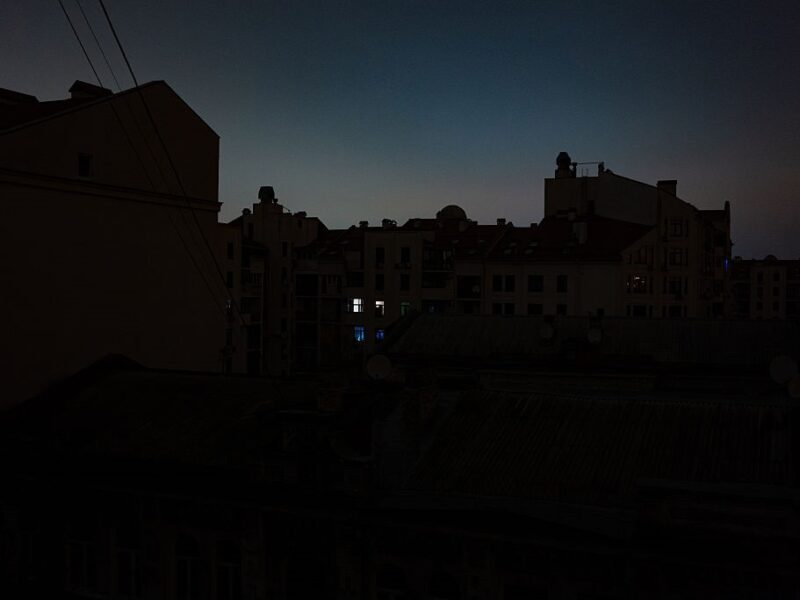 В деяких регіонах запровадили екстрені відключення