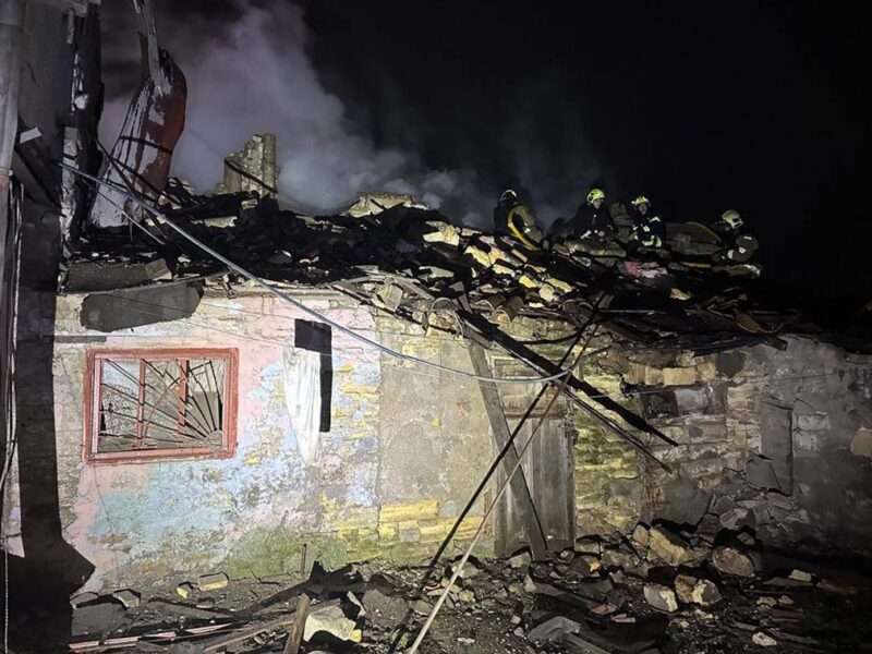 В Одесі після удару БПЛА сталася пожежа
