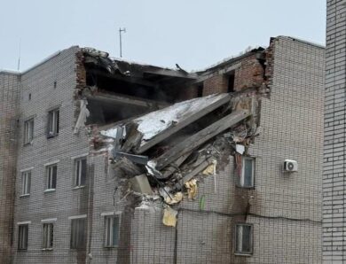 В РФ стався вибух у військовій комендатурі: рухнули два поверхи, є жертви