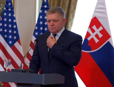 В Словаччині подадуть до прокуратури скаргу на державну зраду Фіцо