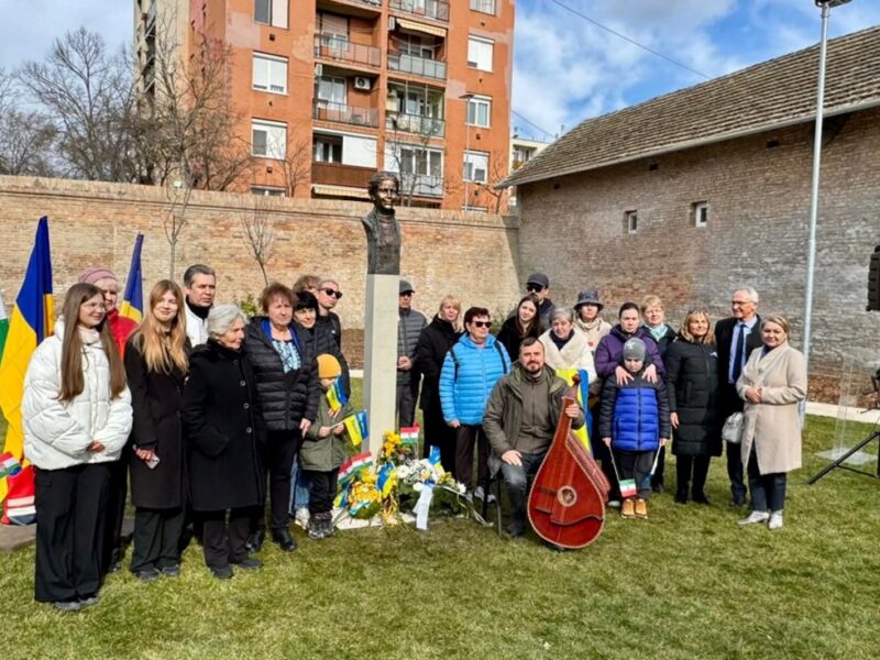 В Угорщині відкрили пам&rsquo;ятник Лесі Українці