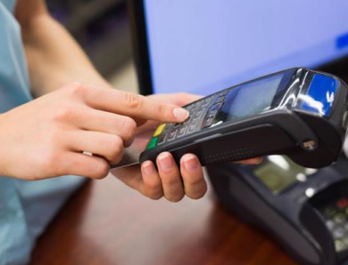 В Україні запустили пілотний проєкт єЧек