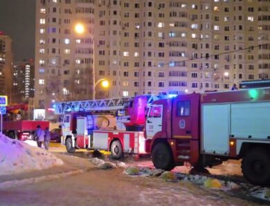 Вибух у висотці Москви: евакуйовано сотні мешканців, є постраждалі