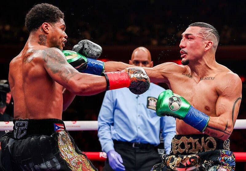 Відео найкращих епізодів бою Стівенсон – Лопес