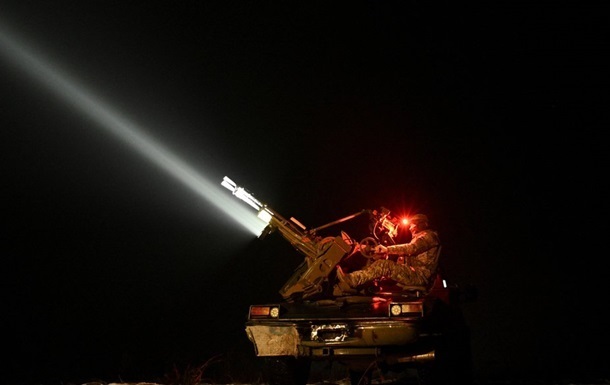 Вночі у Дніпрі пролунала серія вибухів: що відомо