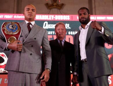 Вордлі виставив Дюбуа кулак, а той спасував