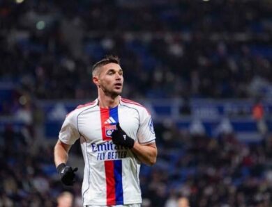 Яремчук – серед лідерів Ліона: озвучено оцінки за гру