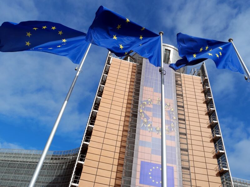 ЄС запропонує повну заборону нафти з Росії після виборів в Угорщині – ЗМІ