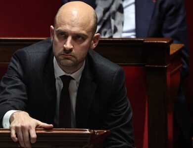 Європі потрібен прямий контакт з Росією – глава МЗС Франції