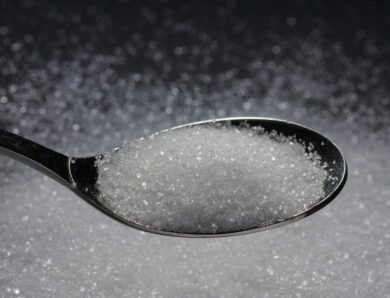 З гіркою чи без: скільки грамів різних продуктів міститься у чайній ложці