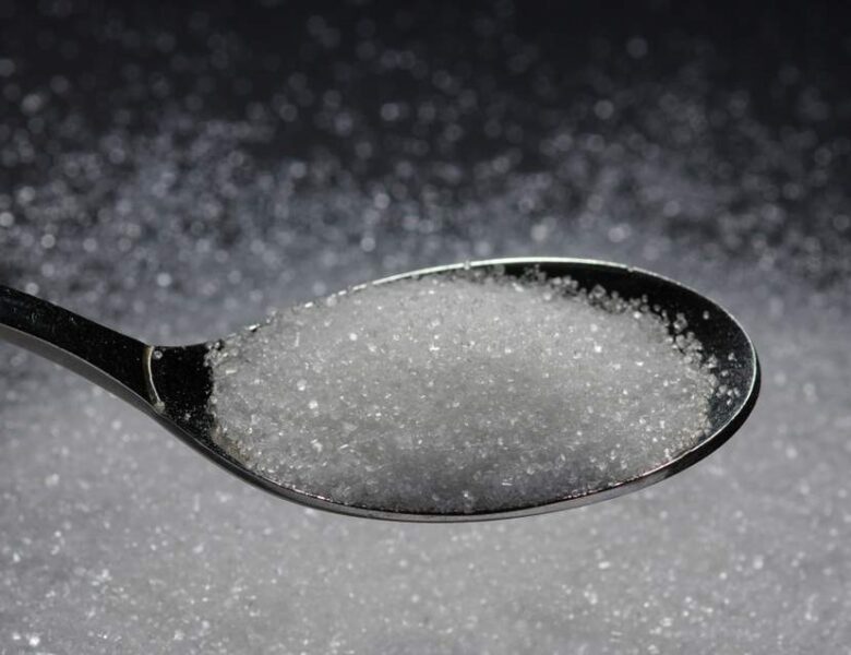 З гіркою чи без: скільки грамів різних продуктів міститься у чайній ложці