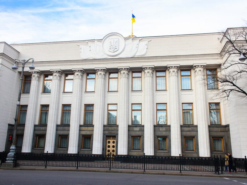 З проєкту Цивільного кодексу вилучили норму про шлюб із 14 років