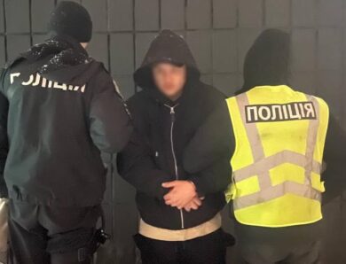 Затримано чоловіка, який спалив сім авто у Києві