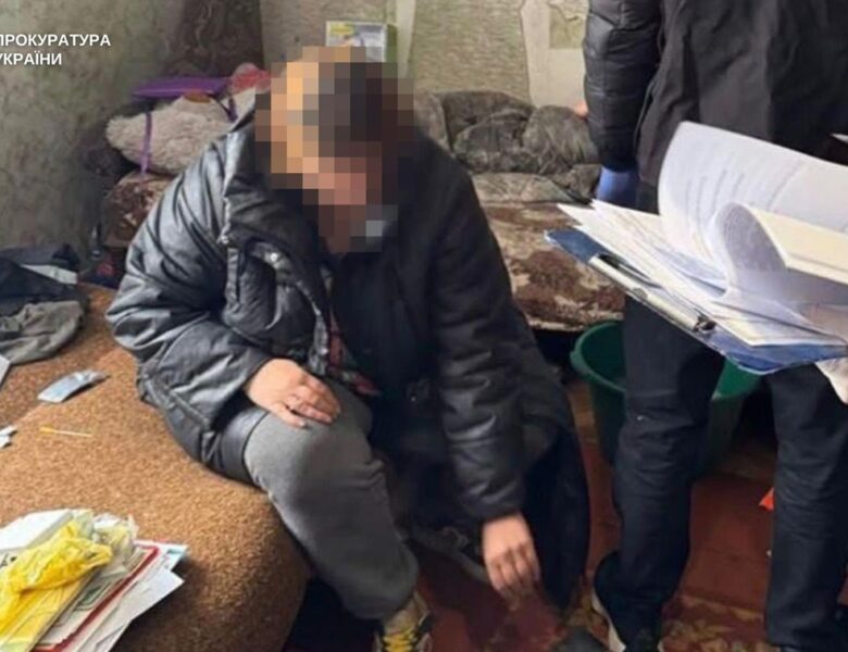 Жінка виманила у військового майже мільйон, вдаючи стосунки на відстані