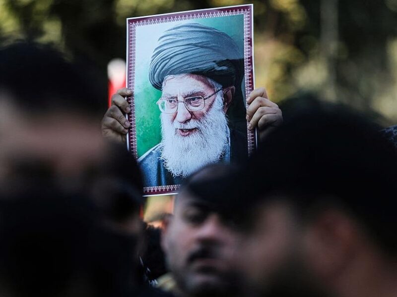 Знайдено тіло загиблого лідера Ірану – ЗМІ