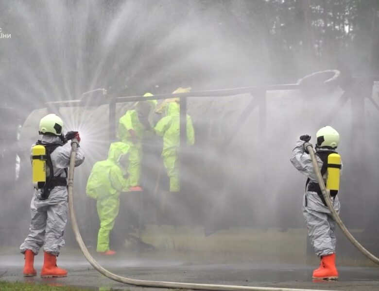 Сила, витривалість, холодний розум, чіткі рішення та постійна виснажлива підготовка команди.