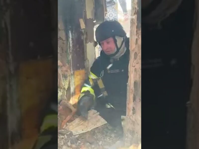 Тільки дихай… Ми тебе зараз дістанемо