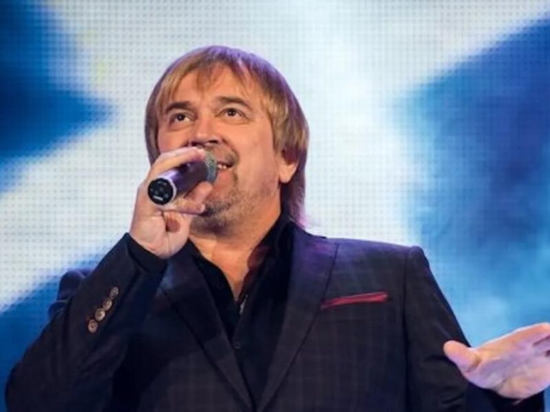 60-річний артист підкорив Львів екстремальними трюками під куполом