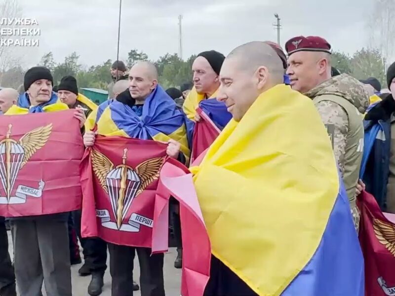 СБУ показала ексклюзивне відео з обміну полонених 6 березня