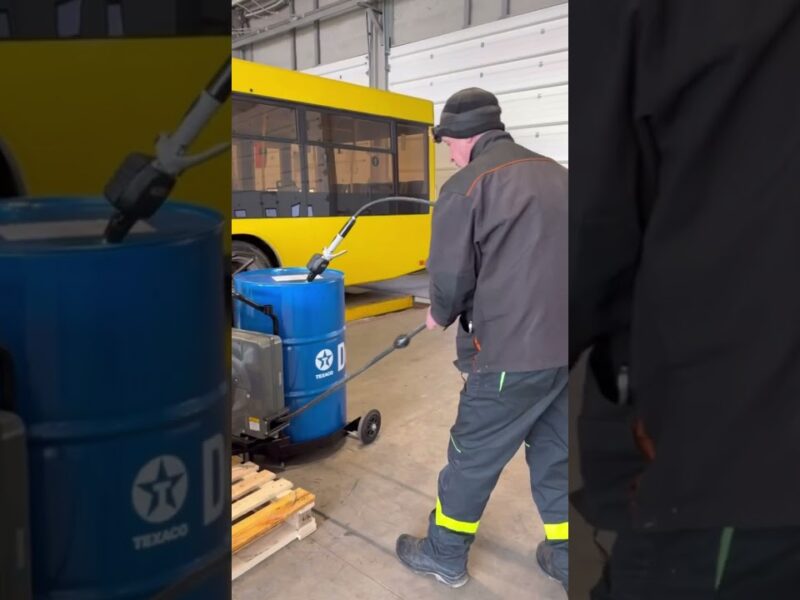 У столиці перевіряють та оновлюють автобуси: “Київпастранс” проводить планове техобслуговування