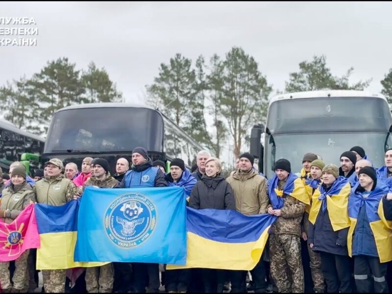 СБУ показала ексклюзивне відео з обміну полонених 5 березня