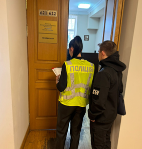 Фірми з орбіти депутата-зрадника Деркача продовжують красти у Києві мільярди