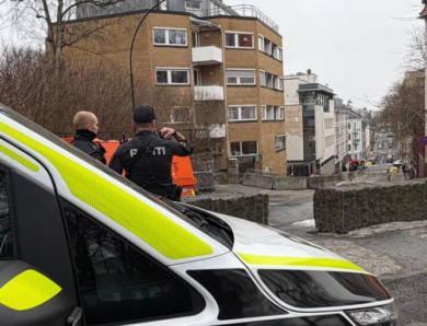 Біля синагоги в Осло затримали двох чоловіків зі зброєю