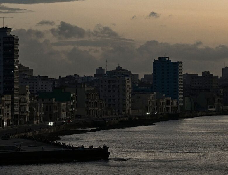 Блекаут на Кубі. Які умови Трампа