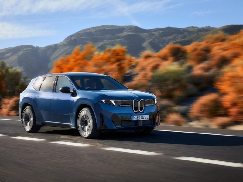 BMW розкрила вартість нового електрокросовера iX3