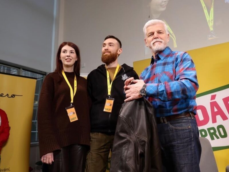 Чехи зібрали понад 200 тисяч євро українському ветерану на біонічні протези