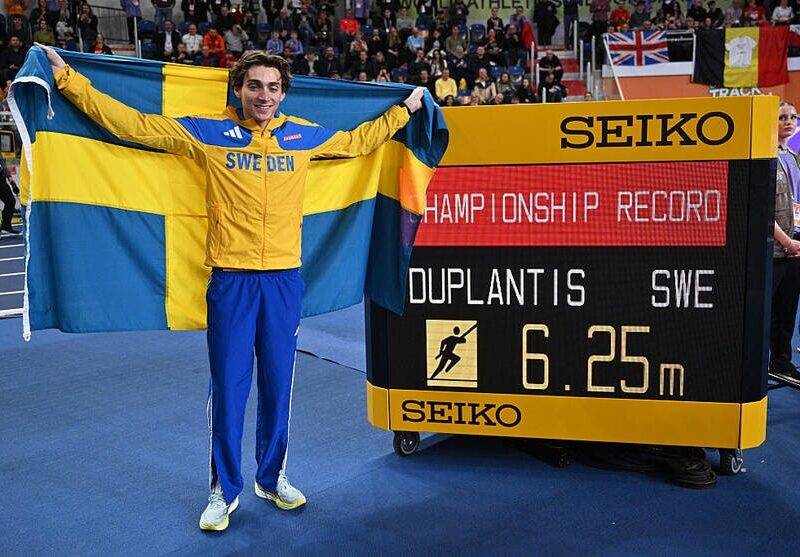 Дюплантіс дає рекорди та стає чемпіоном світу вчетверте поспіль