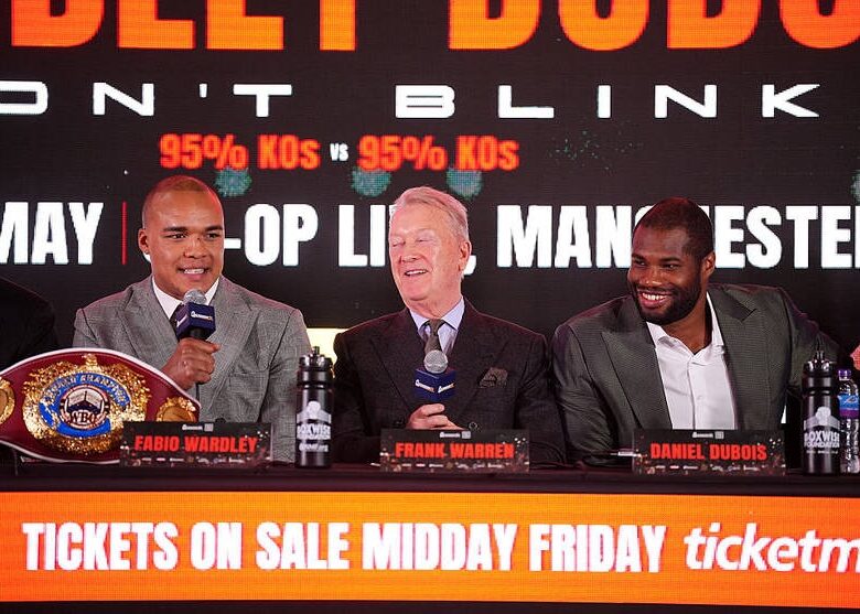 Ексчемпіон дав сміливий прогноз на бій Вордлі – Дюбуа