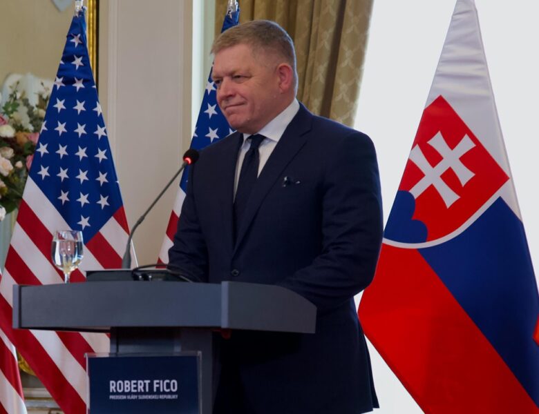 Фіцо назвав умову зустрічі з Зеленським