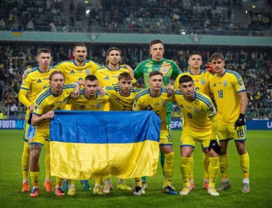 Форма українців і шведів визначена