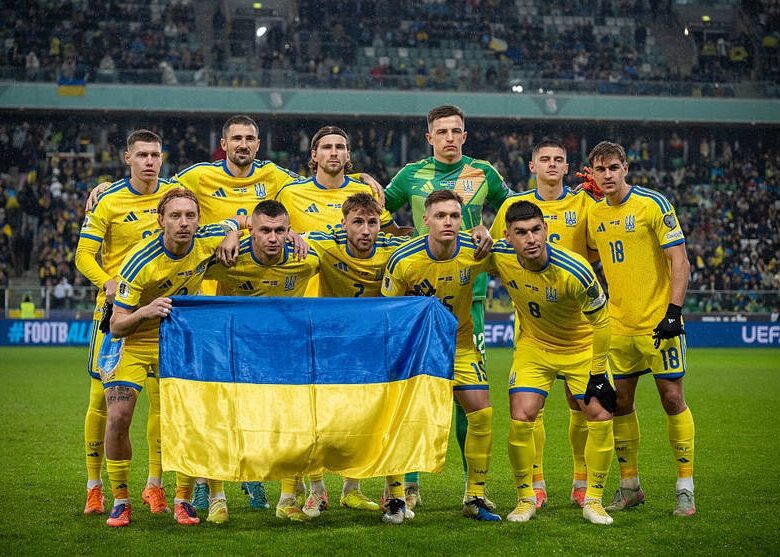 Форма українців і шведів визначена