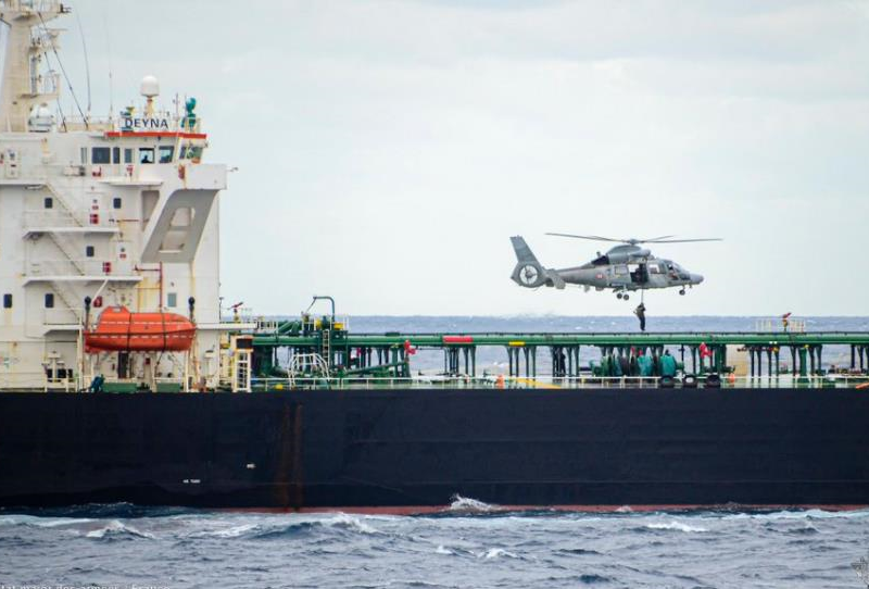 Франція затримала танкер “тіньового флоту” РФ