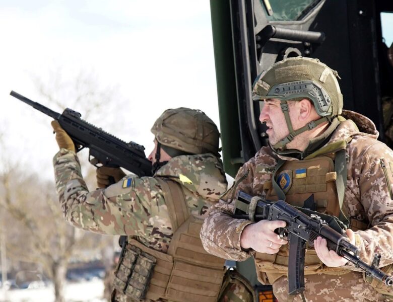 Генштаб: РФ втратила 950 солдатів і гелікоптер